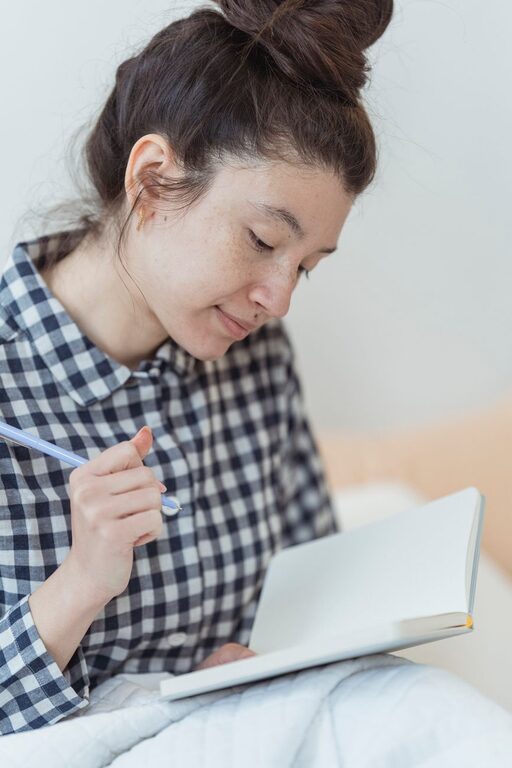 Guía para principiantes: cómo empezar a escribir un diario cada día